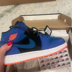 BRAND NEW  AIR JORDAN 1 MID (GS)
RACER BLUE/GREEN ABYSS-BLACK
US size 5.5 YOUTH